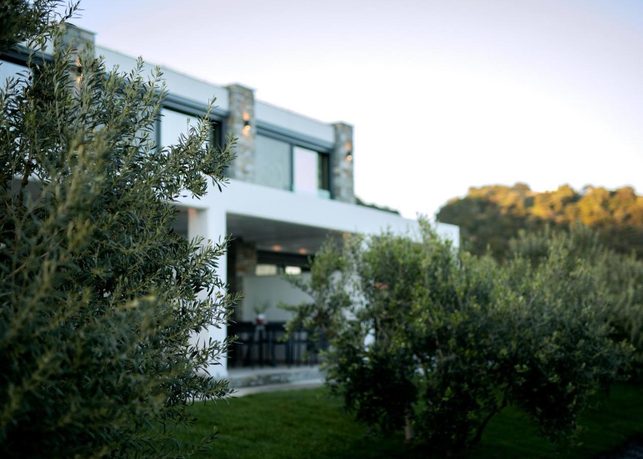 Casa Del Olivar Develikia Exterior photo